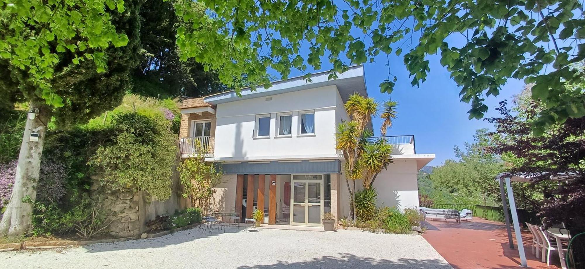 Le Domaine De La Feuilleraie Bed & Breakfast Coaraze Екстериор снимка
